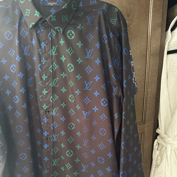 Men’s dress shirt - Picture 2 of 3